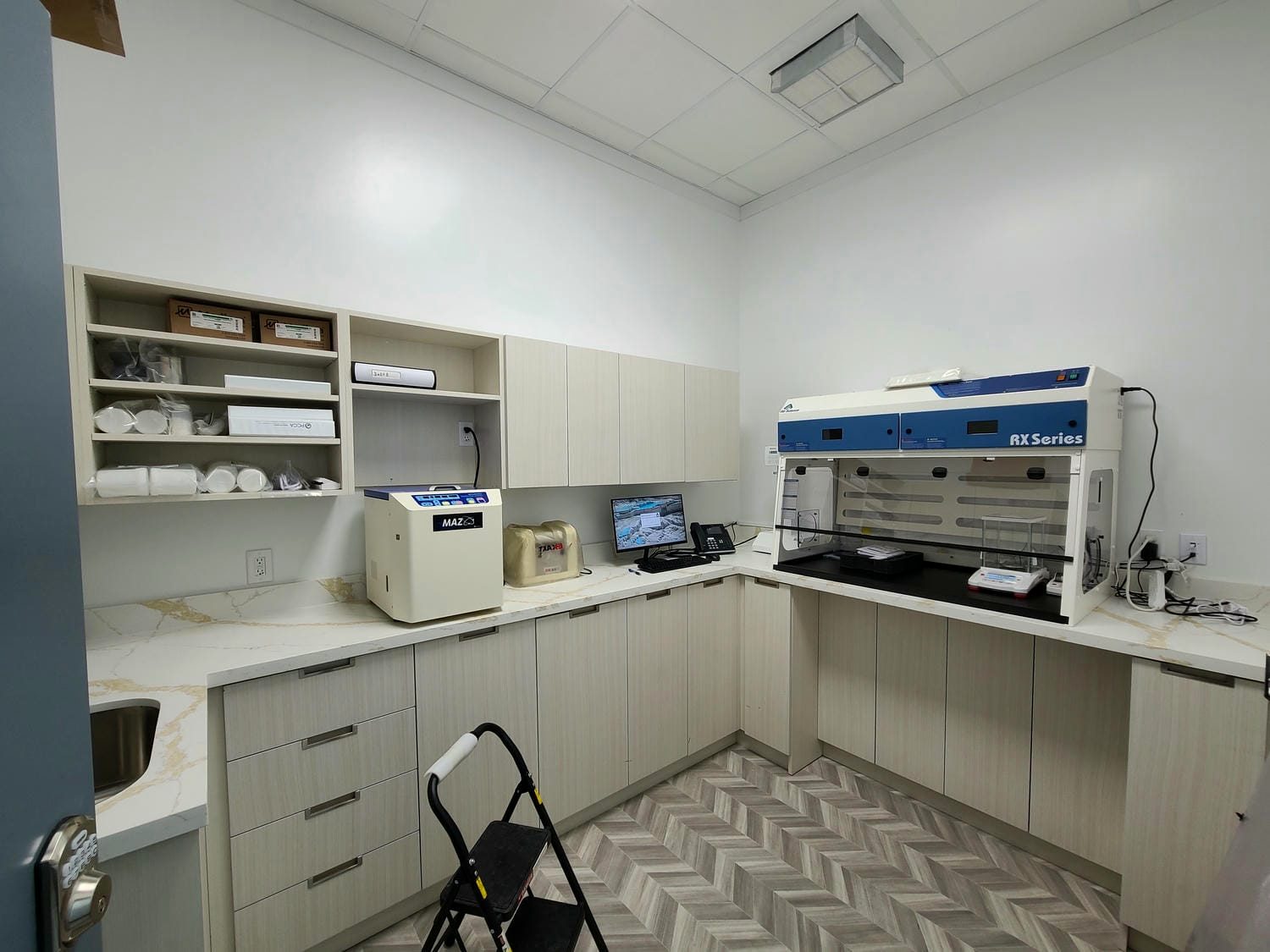 Clinic nurses' station and lab casework with quartz counters